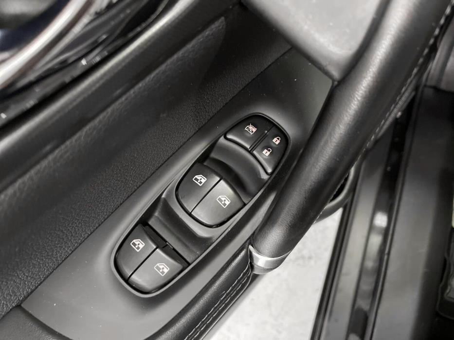 NISSAN Qashqai 2019