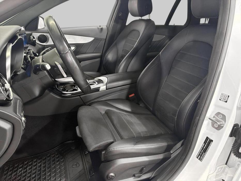 MERCEDES-BENZ C 2020