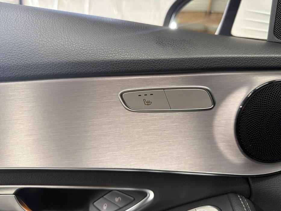 MERCEDES-BENZ C 2020