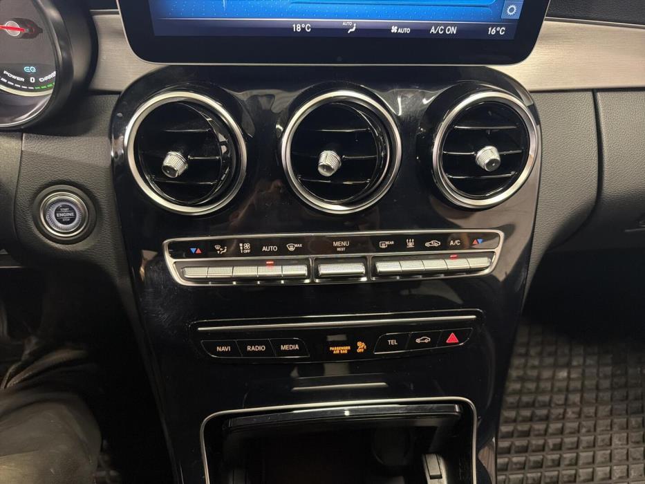 MERCEDES-BENZ C 2020