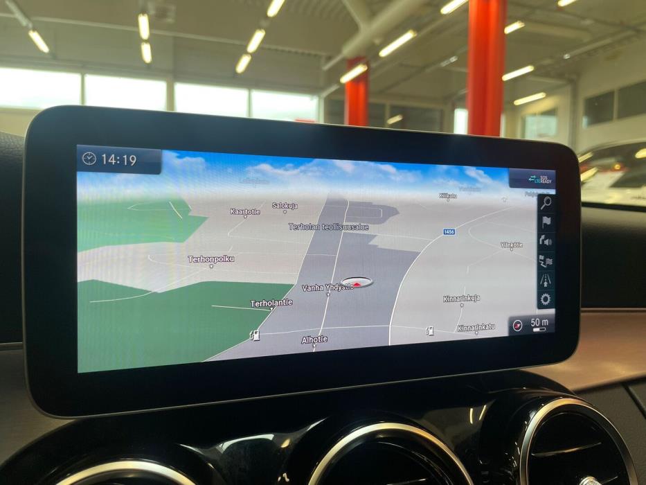 MERCEDES-BENZ C 2020