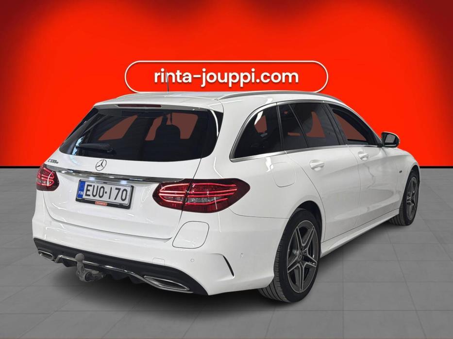 MERCEDES-BENZ C 2020