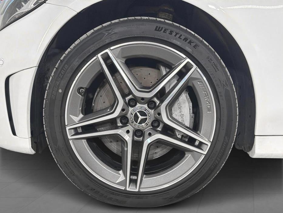 MERCEDES-BENZ C 2020