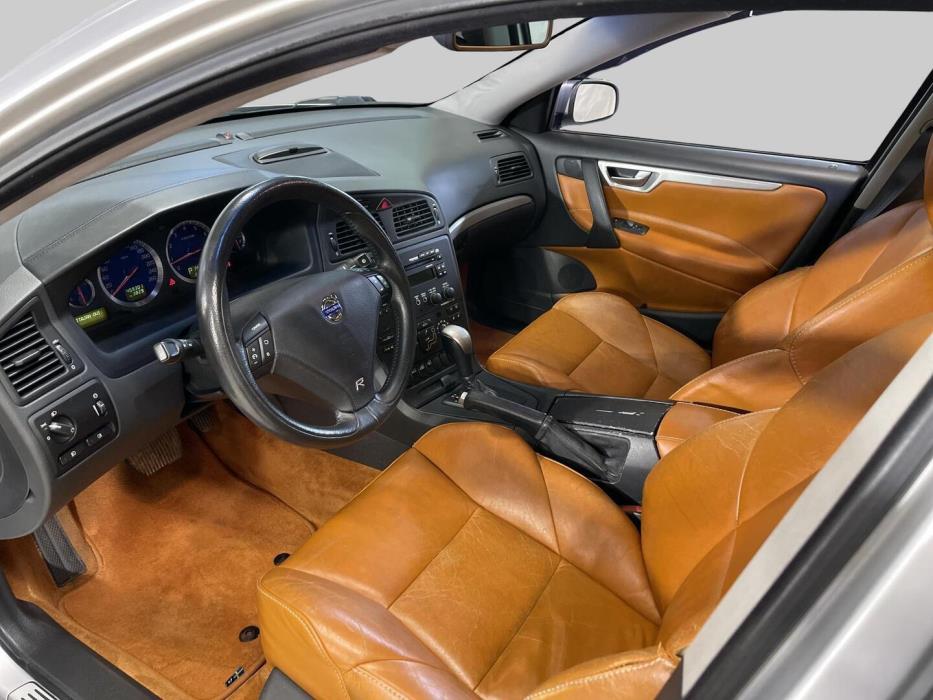 VOLVO S60 2004