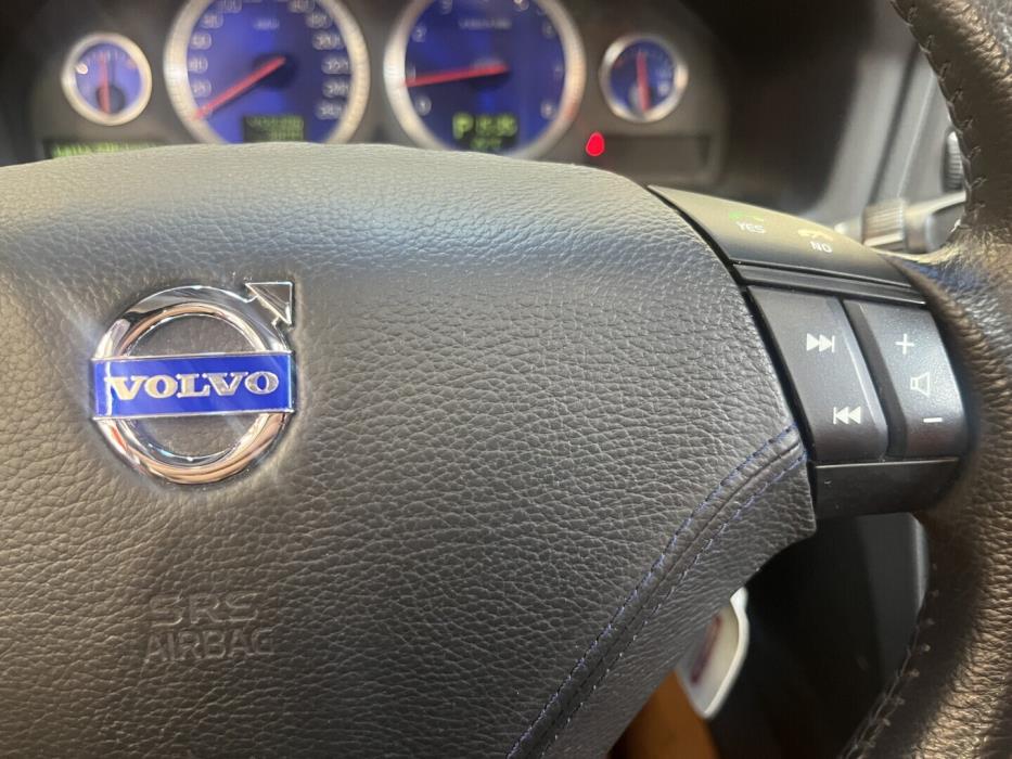 VOLVO S60 2004