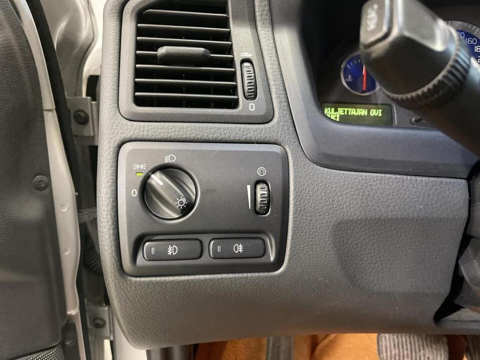 VOLVO S60 2004