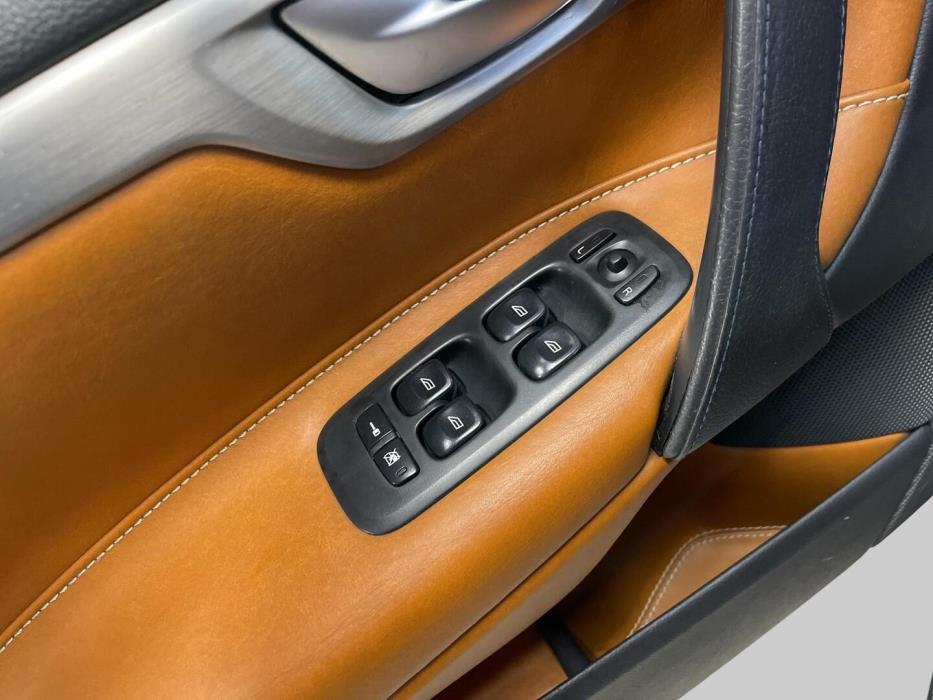 VOLVO S60 2004