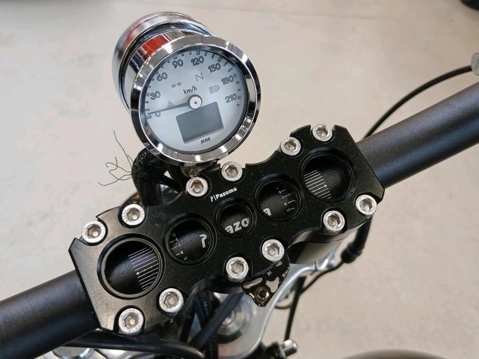 HARLEY-DAVIDSON DYNA 2005