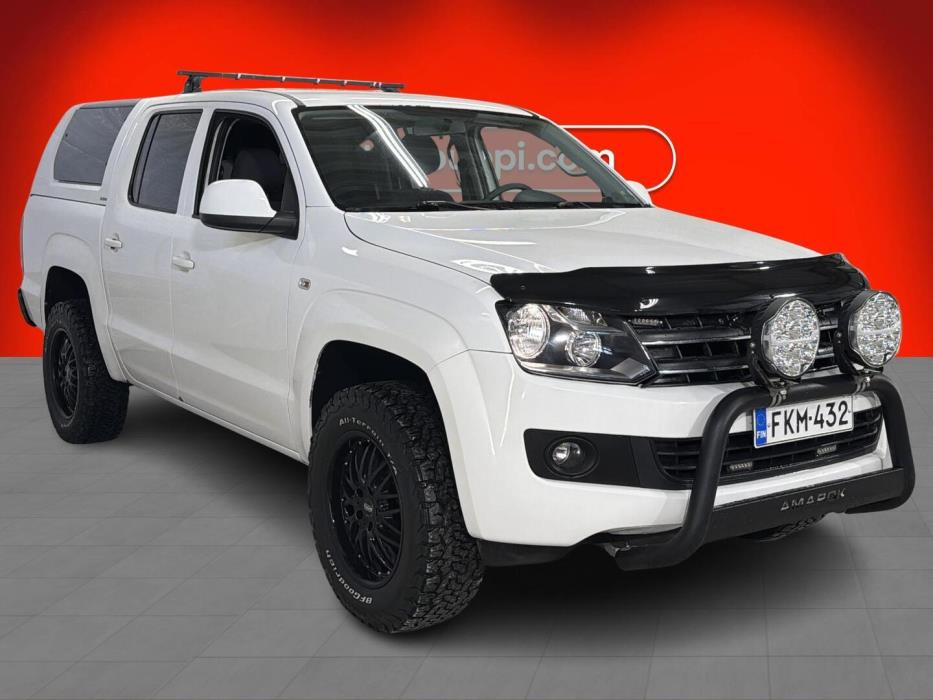 VOLKSWAGEN Amarok 2012
