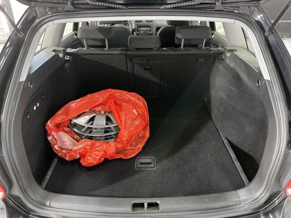 VOLKSWAGEN GOLF 2011