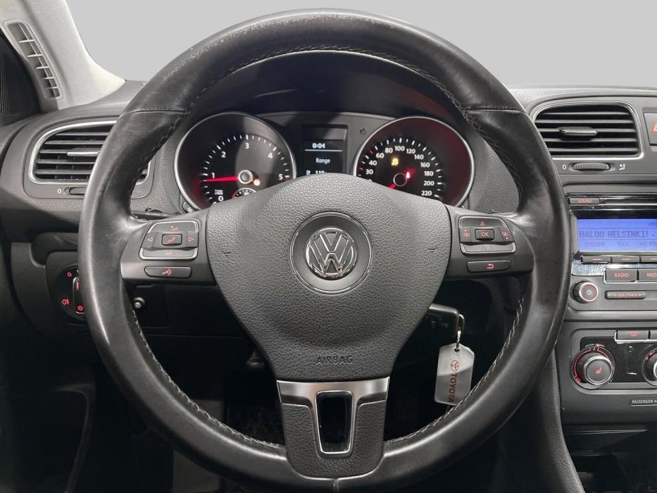 VOLKSWAGEN GOLF 2011
