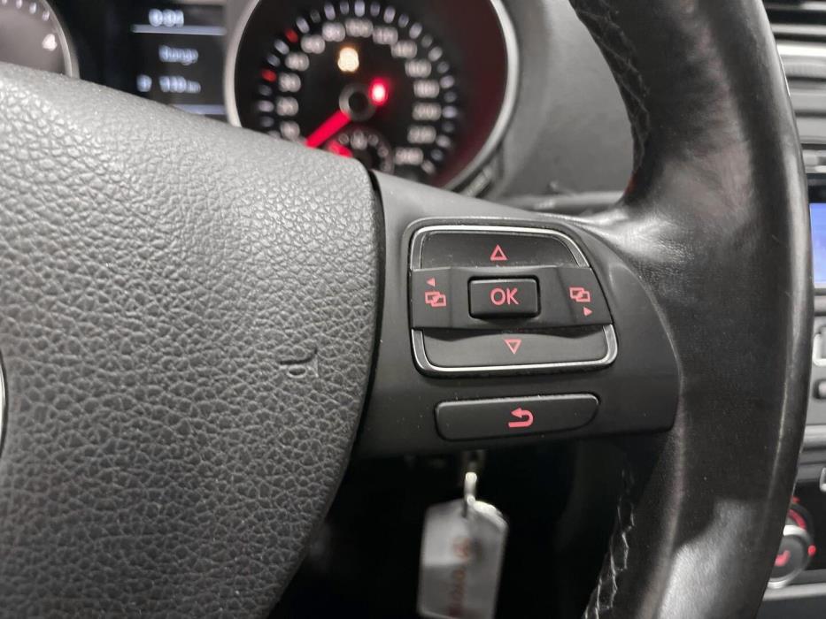 VOLKSWAGEN GOLF 2011