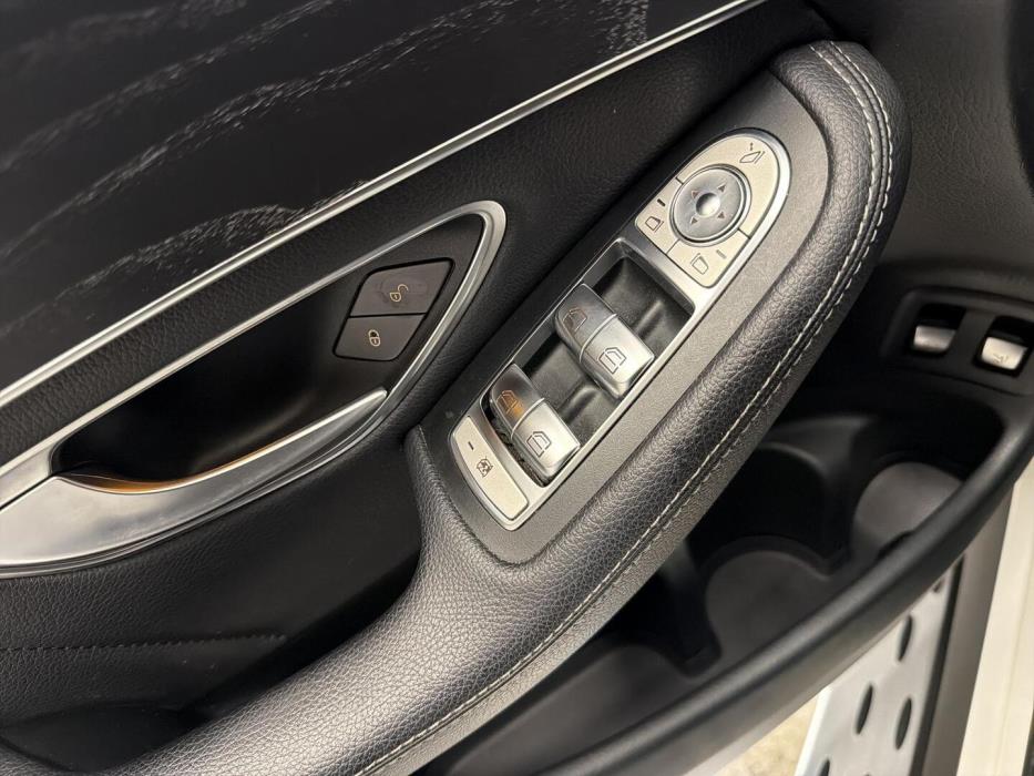 MERCEDES-BENZ GLC 2017