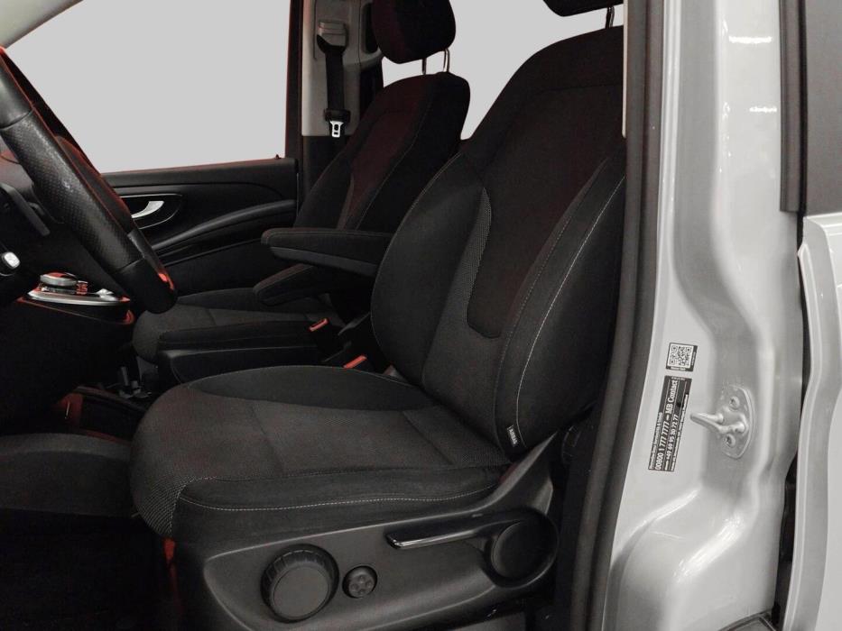 MERCEDES-BENZ V 2016