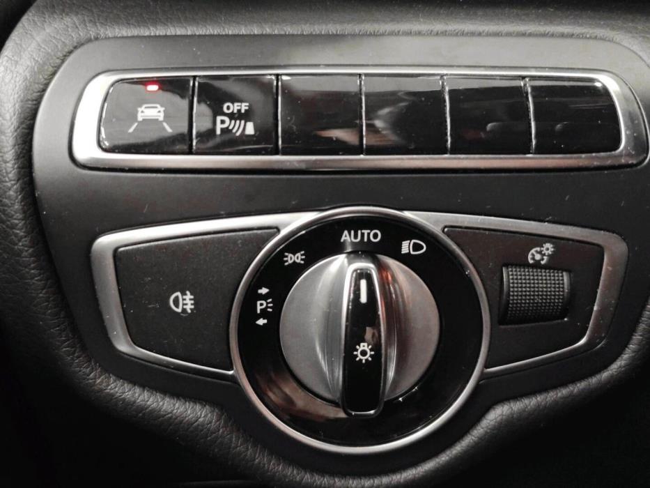 MERCEDES-BENZ V 2016