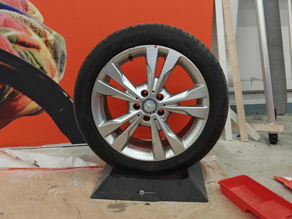 MERCEDES-BENZ V 2016