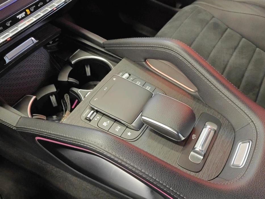 MERCEDES-BENZ GLE 2021