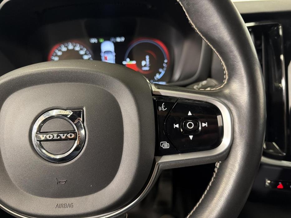 VOLVO V60 2019