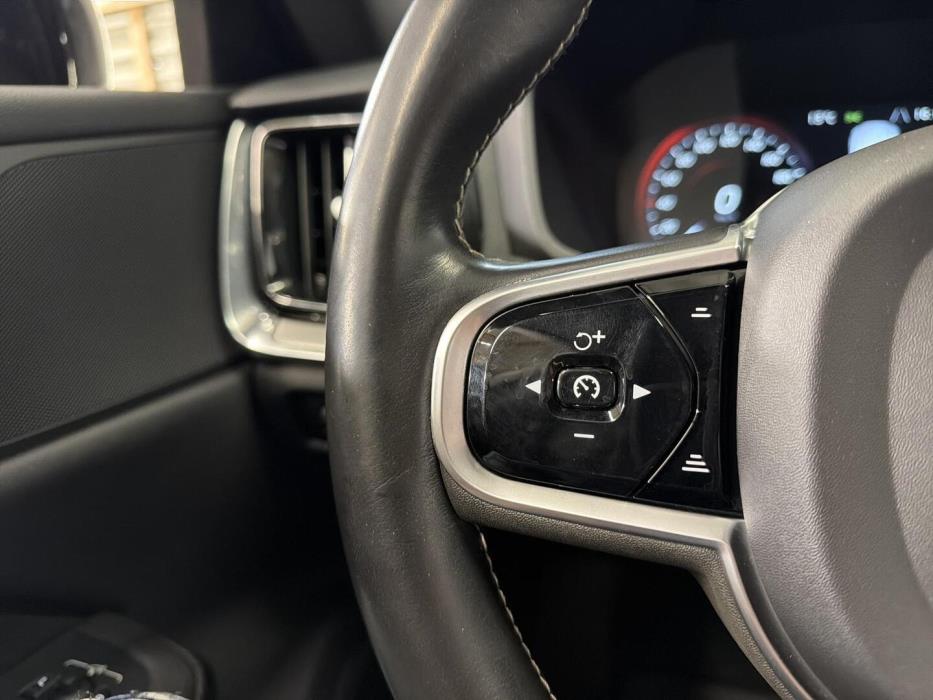 VOLVO V60 2019