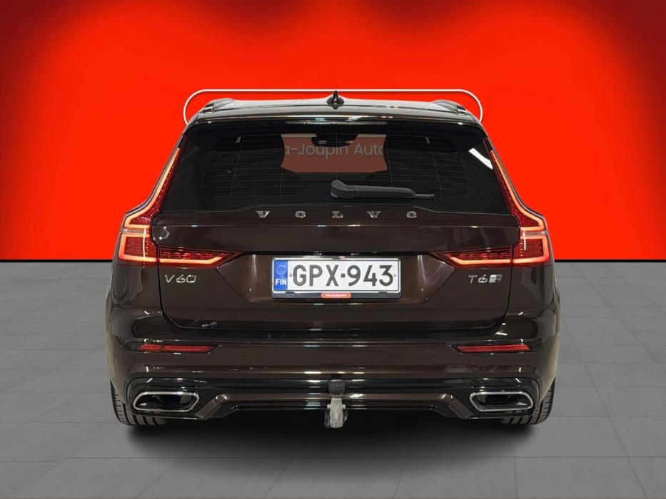 VOLVO V60 2019