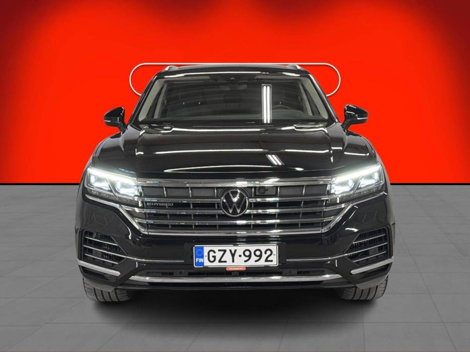 VOLKSWAGEN Touareg 2020