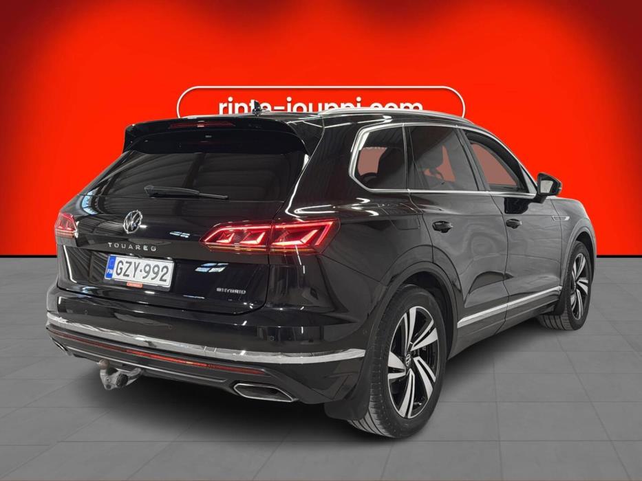 VOLKSWAGEN Touareg 2020