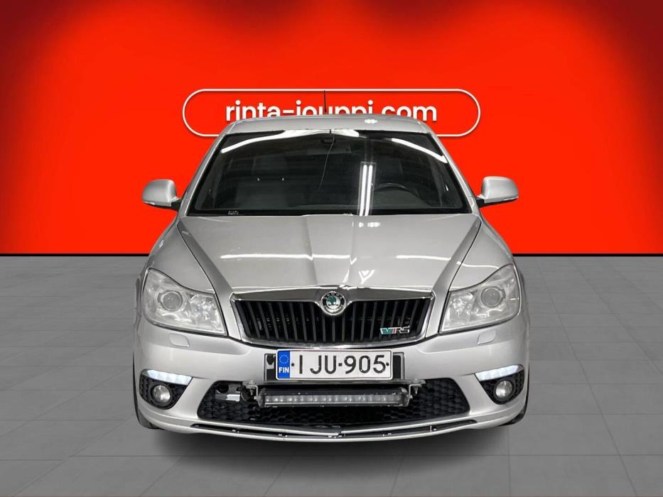 SKODA Octavia 2011