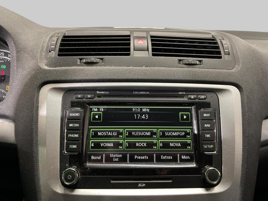 SKODA Octavia 2011