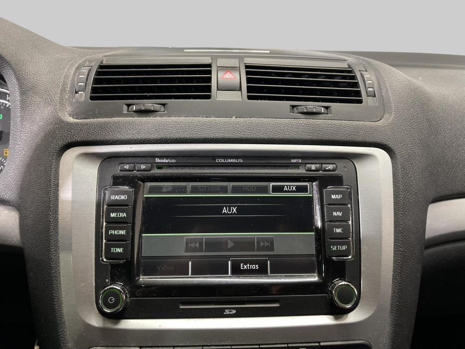 SKODA Octavia 2011