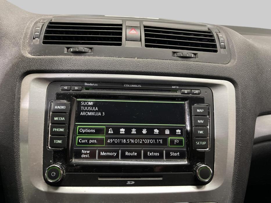 SKODA Octavia 2011