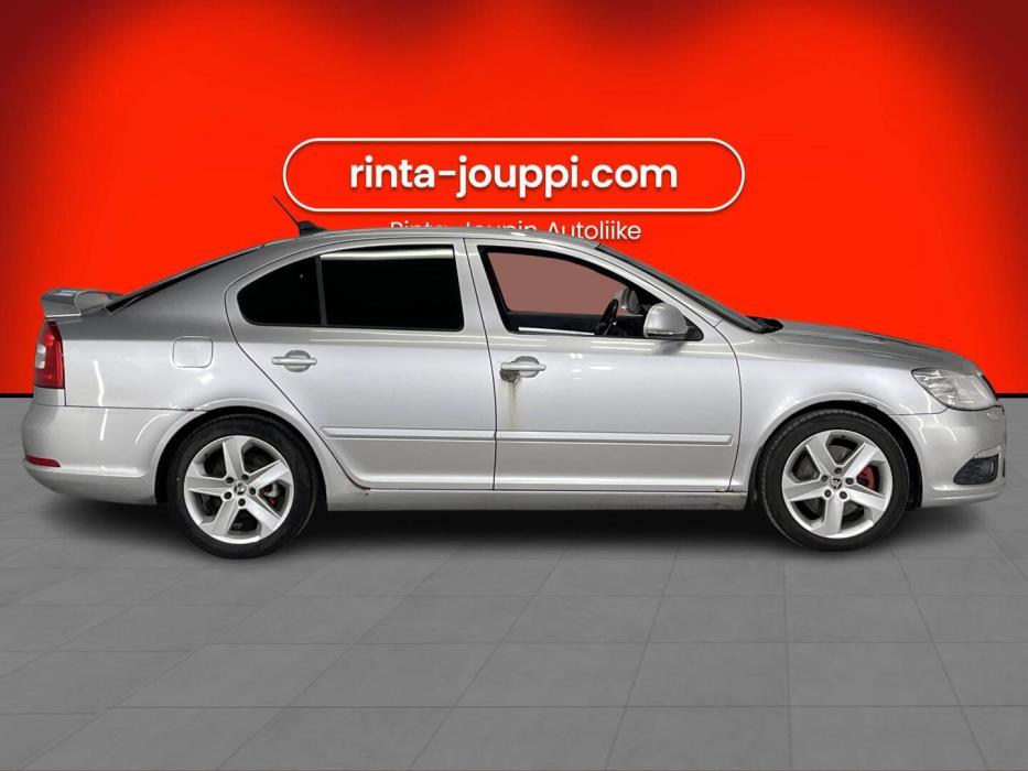 SKODA Octavia 2011