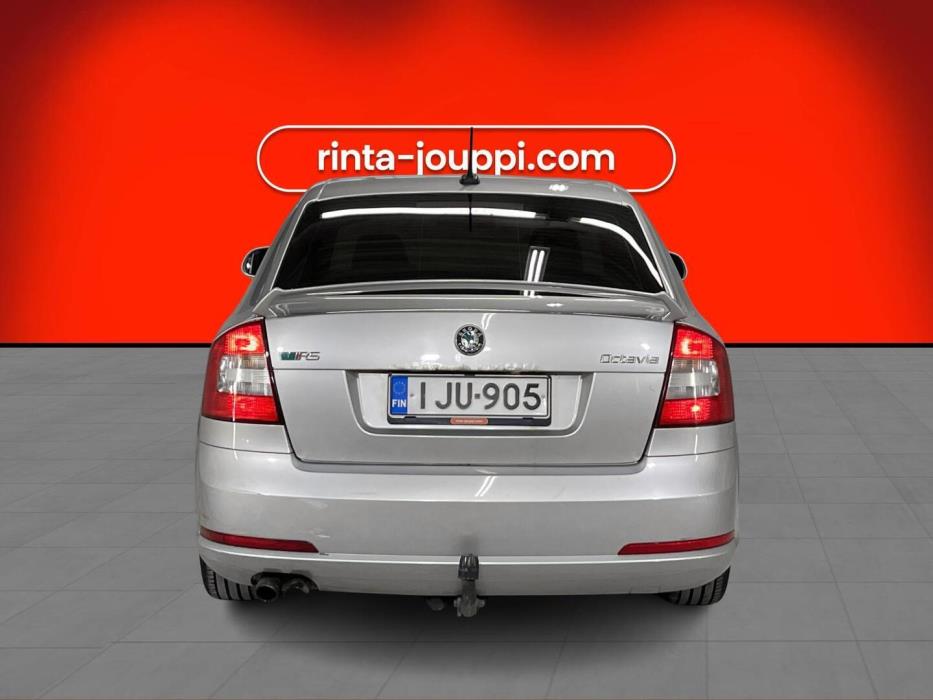 SKODA Octavia 2011