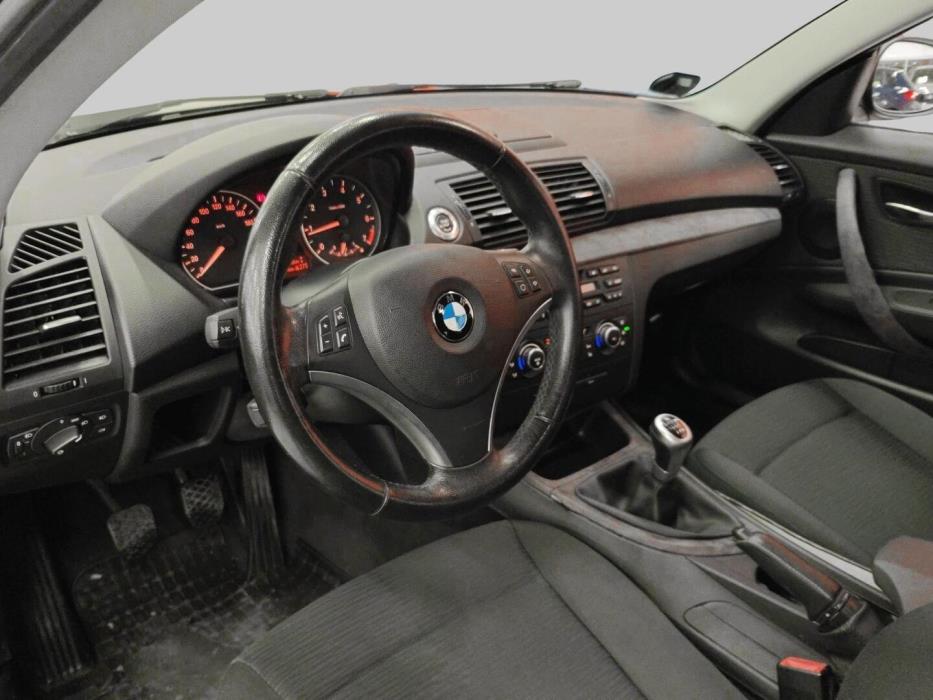 BMW 116 2011