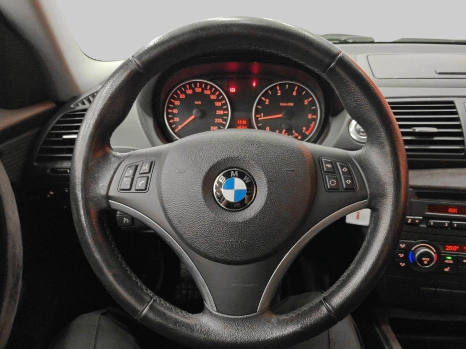 BMW 116 2011
