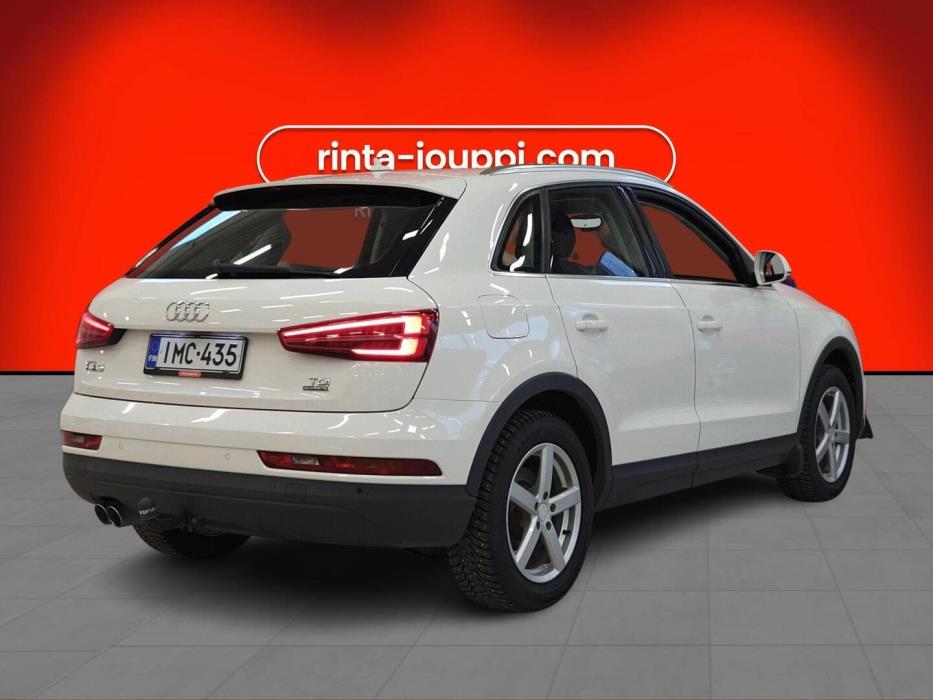 AUDI Q3 2015