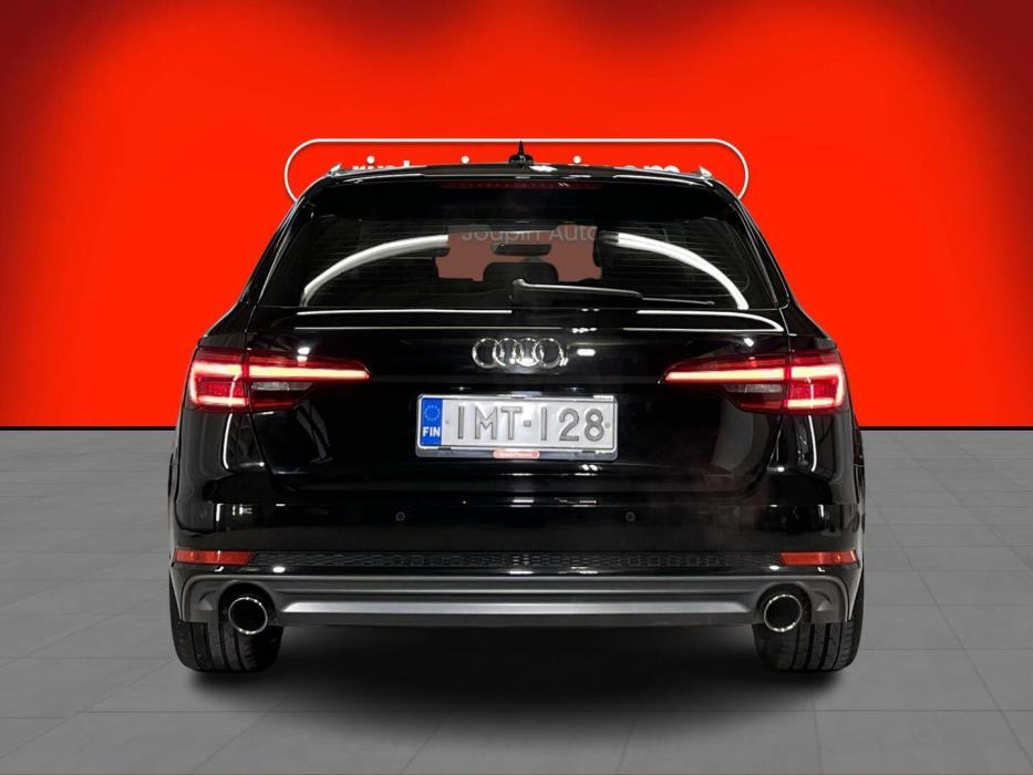 AUDI A4 2018