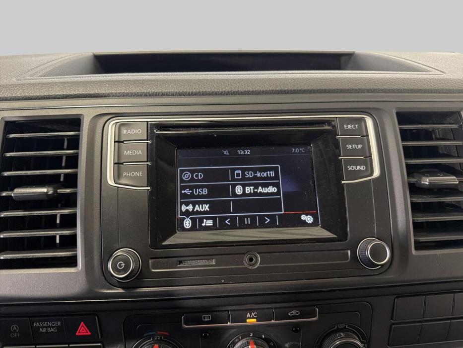 VOLKSWAGEN Transporter 2018