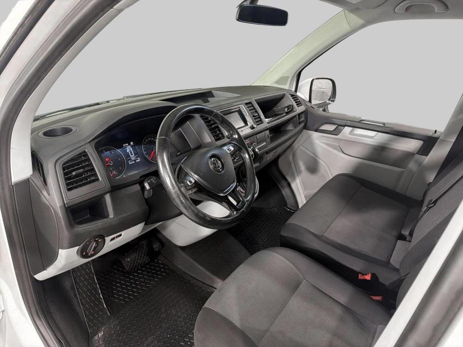 VOLKSWAGEN Transporter 2017