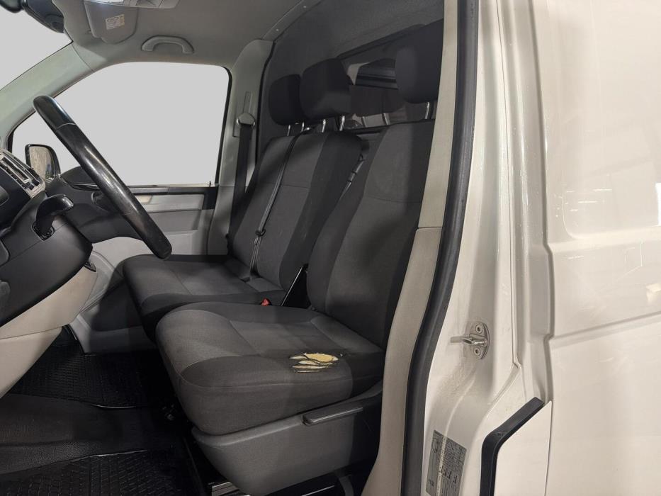 VOLKSWAGEN Transporter 2017