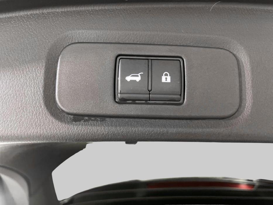NISSAN Qashqai 2022