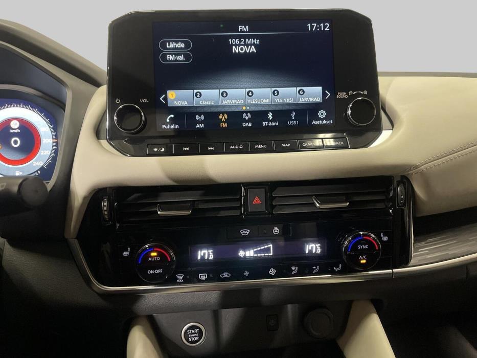 NISSAN Qashqai 2022