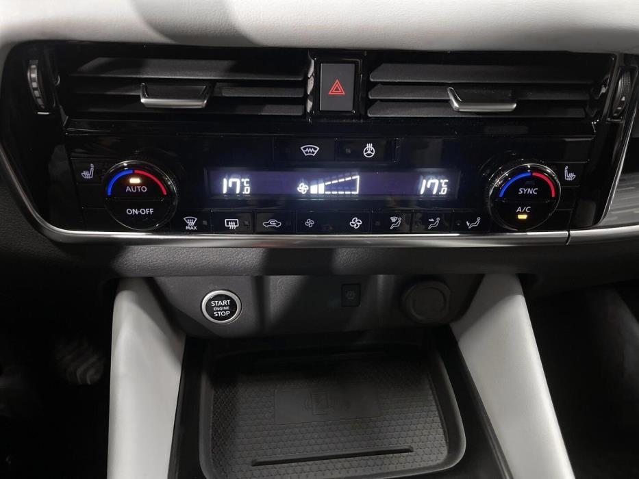 NISSAN Qashqai 2022