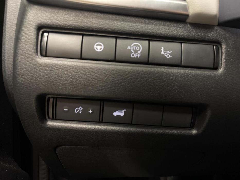 NISSAN Qashqai 2022