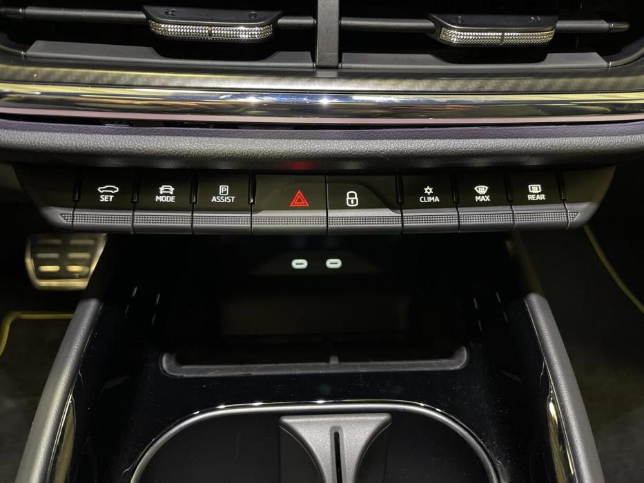 SKODA Enyaq 2023