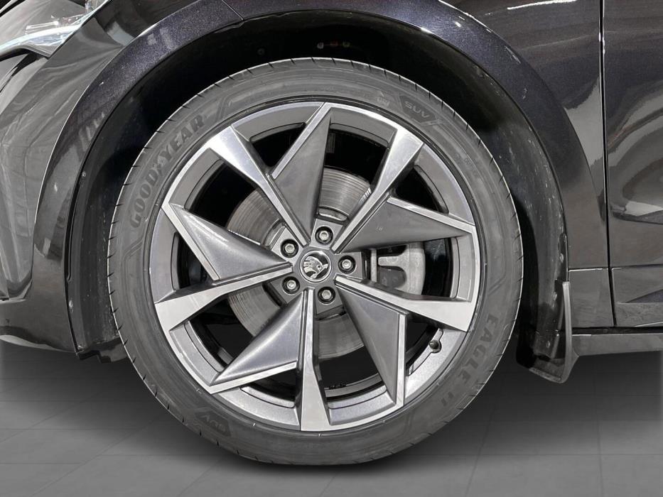 SKODA Enyaq 2023