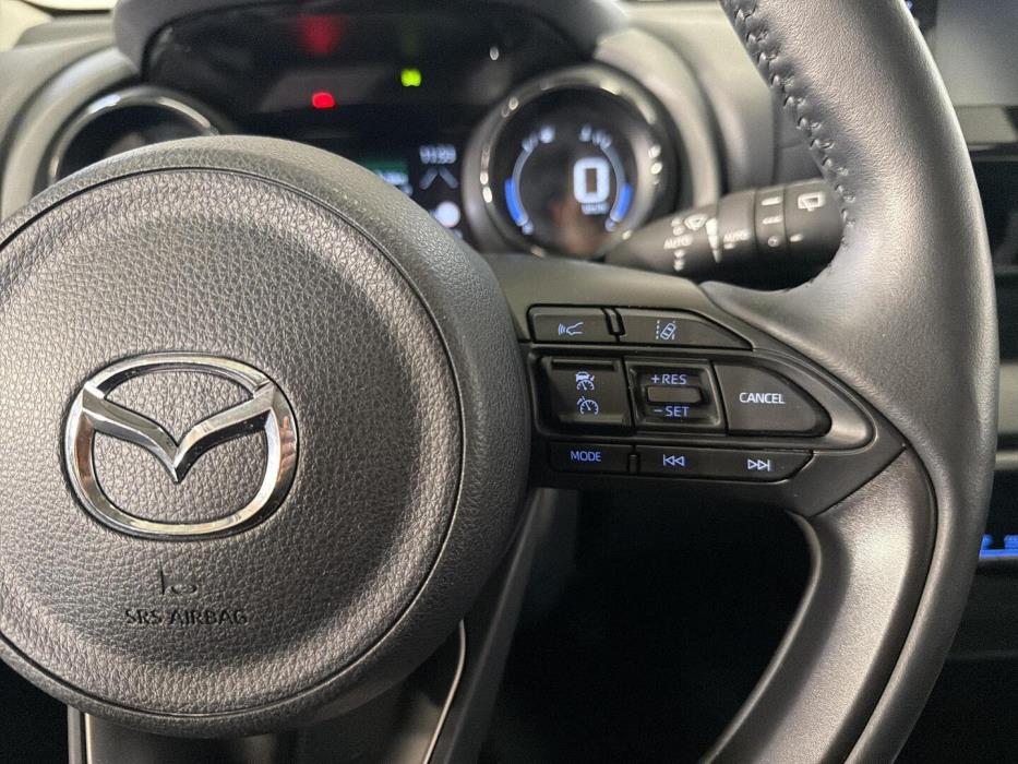 MAZDA 2 2023