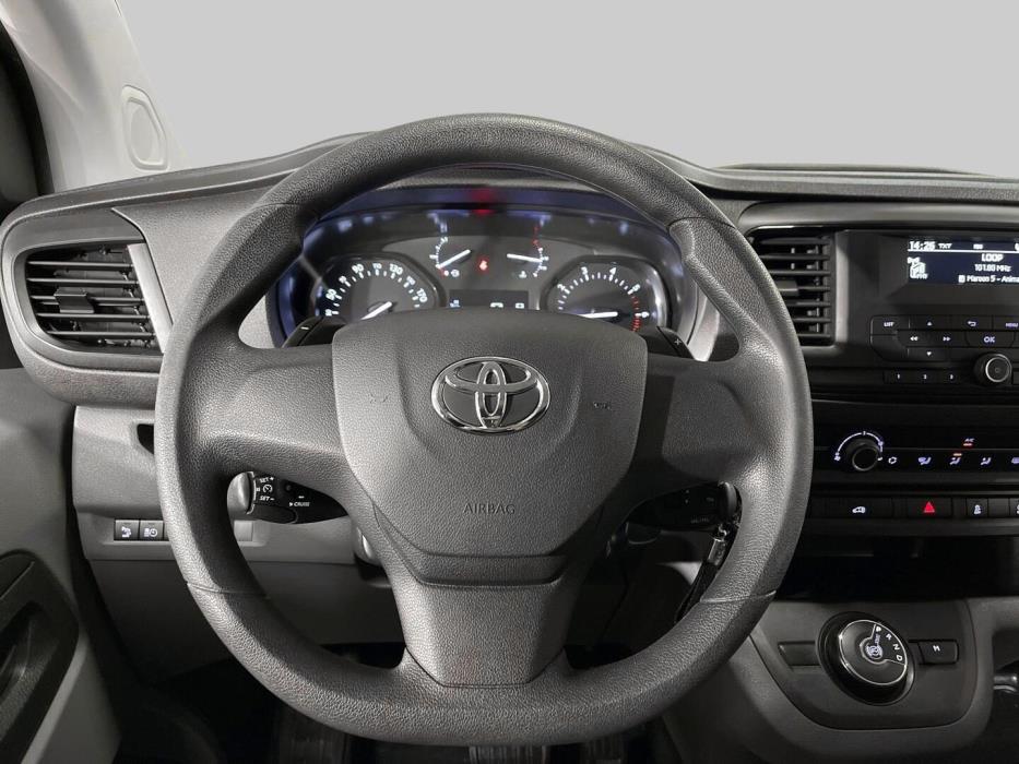 TOYOTA Proace 2020