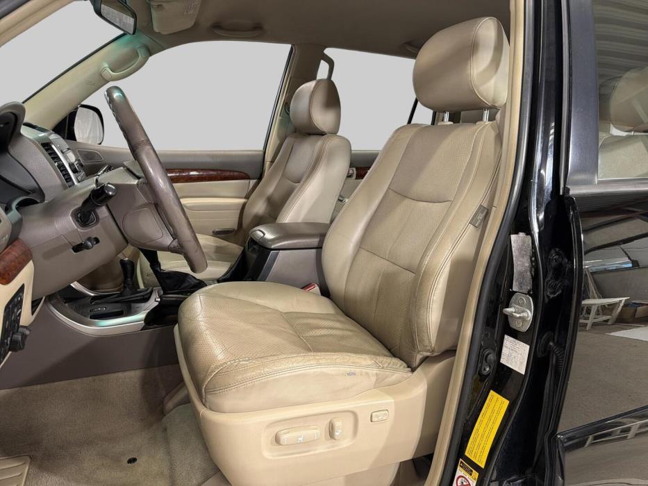 TOYOTA Land Cruiser 2003
