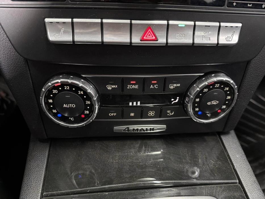 MERCEDES-BENZ C 2011