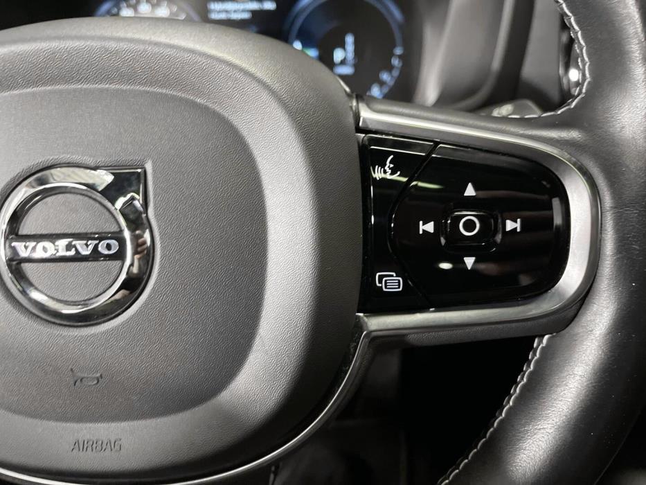 VOLVO V60 2020